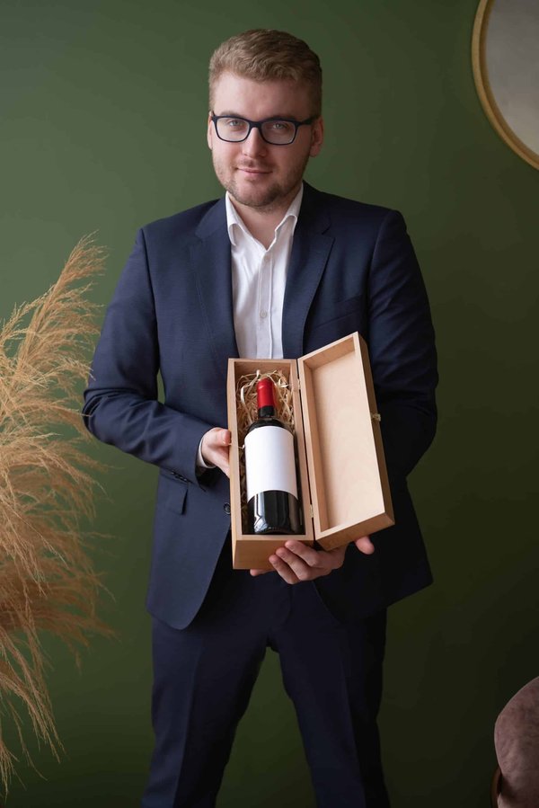 Artisanat et excellence : découvrez le domaine Sine Qua Non et ses crus renommés